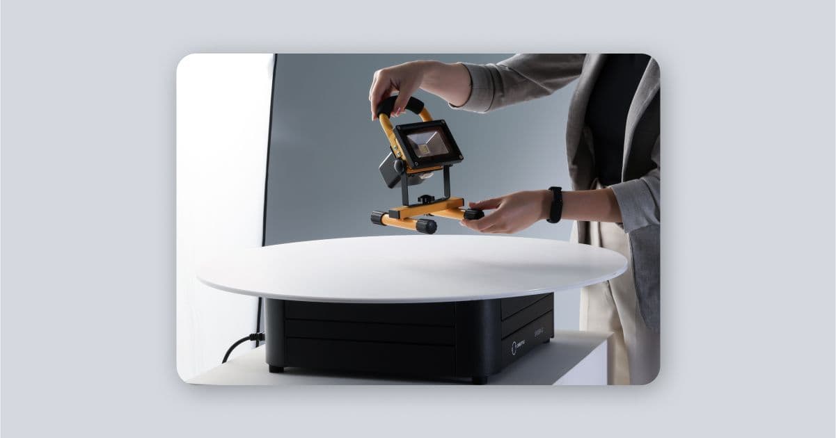 Obtenez une photographie produit 360° impeccable avec Orbitvu Turntable G2