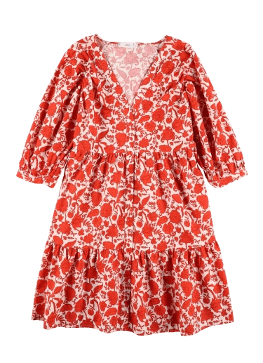 Robe fleurie rouge comme exemple de photographie à plat