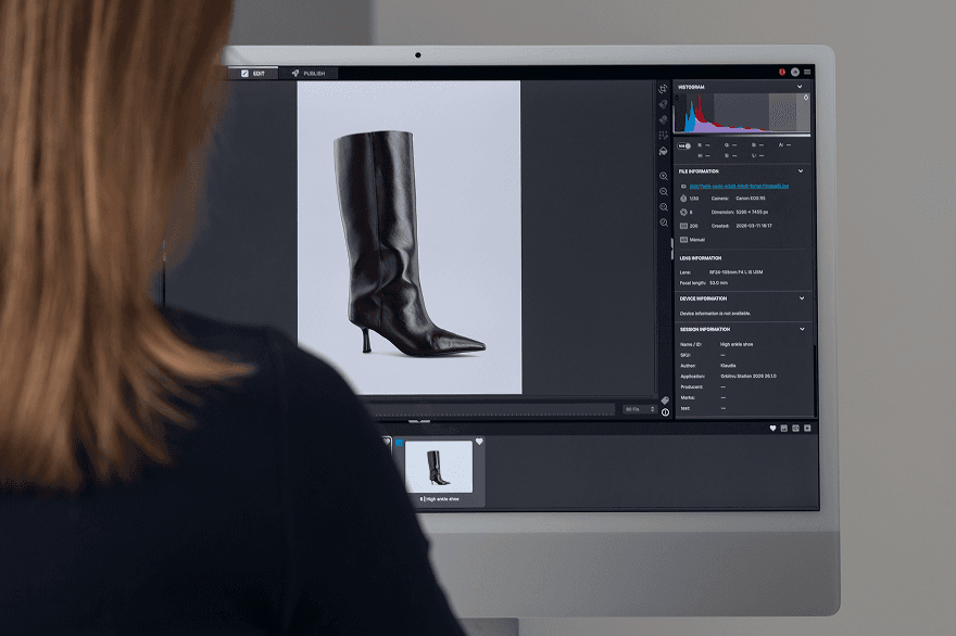 Orbitvu Station vue Édition - logiciel de retouche pour photographie produit avec histogramme, métadonnées et informations de session