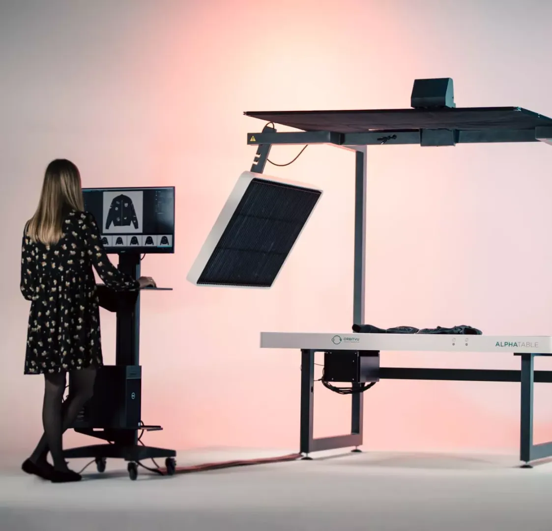 Utilisation du système automatisé de photographie de vêtements flat lay