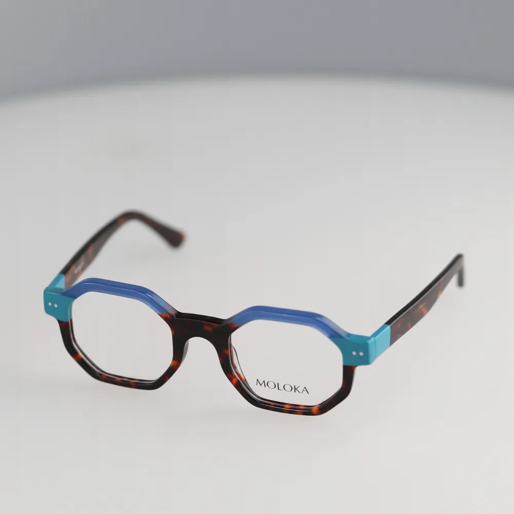 Images détaillées d’eyewear