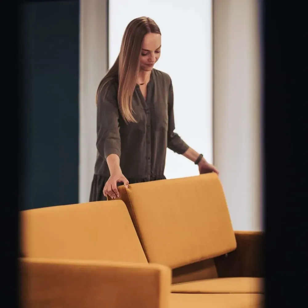 Session Furniture Studio avec meubles